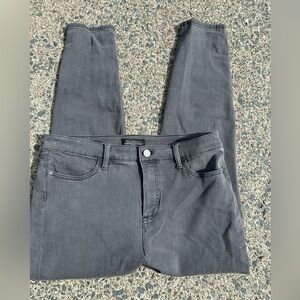 Talbots Flawless Five Pocket Jeggings. 14p